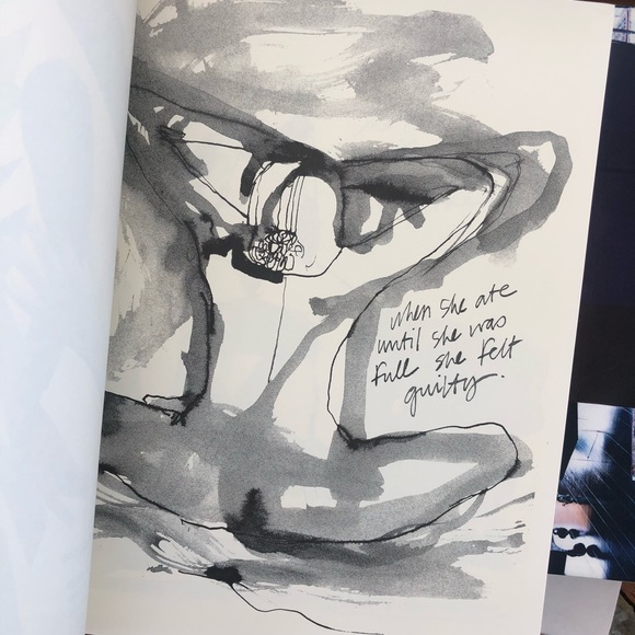 ONE SIZE DOES NOT FIT ALL • Coffee Table Book - Picture 7 of 8